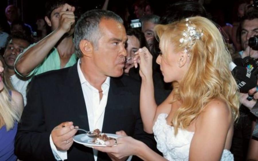 Γάμοι διάσημων Ελλήνων: 6 λαμπερές περιπτώσεις, με εντυπωσιακά νυφικό και πολυτελή διακόσμηση, που έγραψαν ιστορία και έγιναν πρωτοσέλιδα