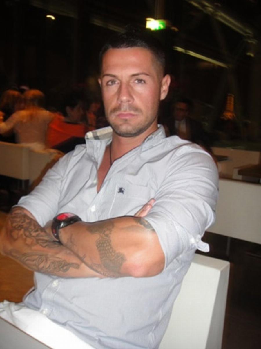 Έλληνας Μπέκαμ: Η πολυτάραχη ζωή, οι αμέτρητες γυναίκες, το οικογενειακό περιβάλλον, το τελευταίο τηλεφώνημα και το τέλος στα 30