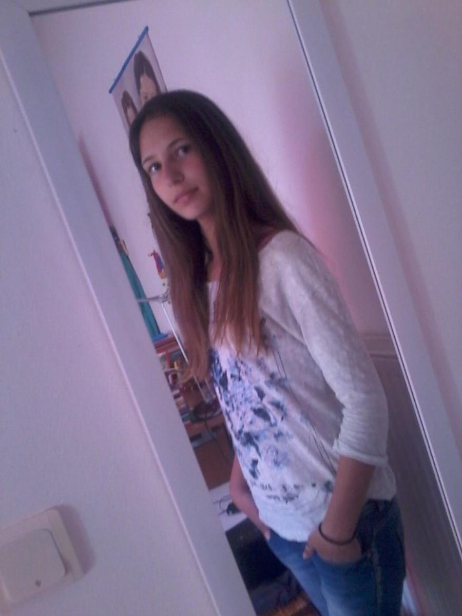 Στο πένθος βυθίστηκε όλη η Ελλάδα για την 22χρονη Γεωργία από το ΤΕΦΑΑ Κομοτηνής  που κατέρρευσε και πέθανε μέσα στο στάδιο