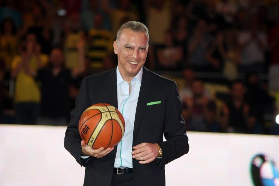 Ο Νίκος Γκάλης έγινε μάθημα και θα διδάσκεται στα Ελληνικά σχολεία: «Μικρόσωμος θεός»