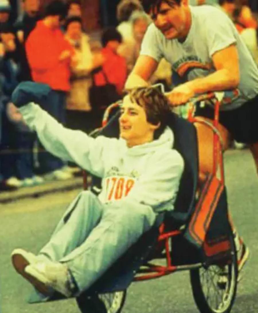 Ντικ Χόιτ: Γνωστός και ως “πατέρας του αιώνα” – Ο ορισμός της αγαύης και της αφοσίωσης ενός γονιού στο παιδί του