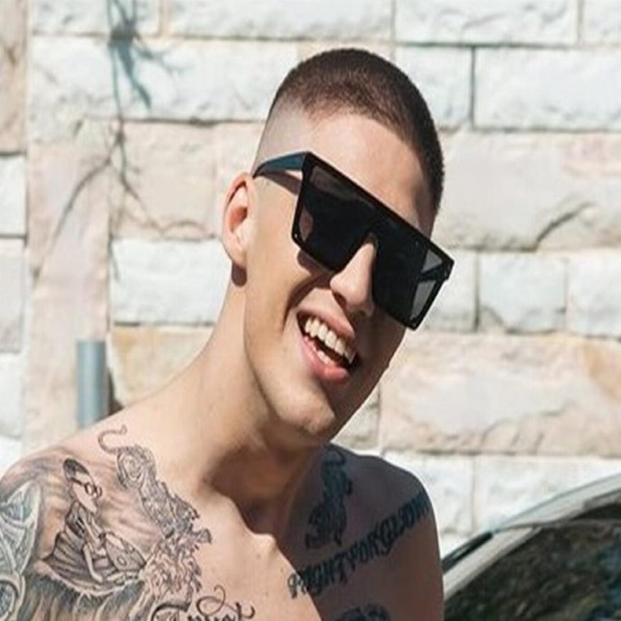 Τράπερ Trannos: Λίγες ημέρες μετά την σύλληψη του προκαλεί ξανά – Τρέχει με το αυτοκίνητο με περισσότερα από 220 χιλιόμετρα