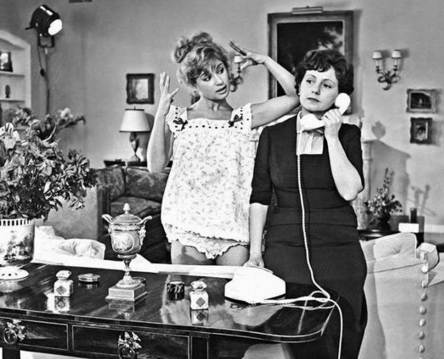 Αθάνατη Ελληνίδα μάνα: 10 αγαπημένες ηθοποιοί του παλιού ελληνικού κινηματογράφου που έγραψαν ιστορία στον ρόλο