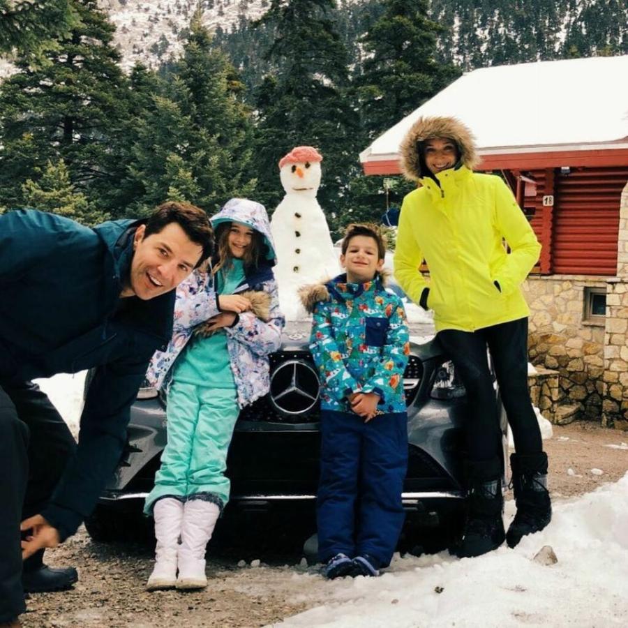 Δέκα φωτογραφίες της Αναστασίας Ρουβά που δείχνουν πόσο άλλαξε μέσα στα χρόνια και σε ποιον μοιάζει πλέον