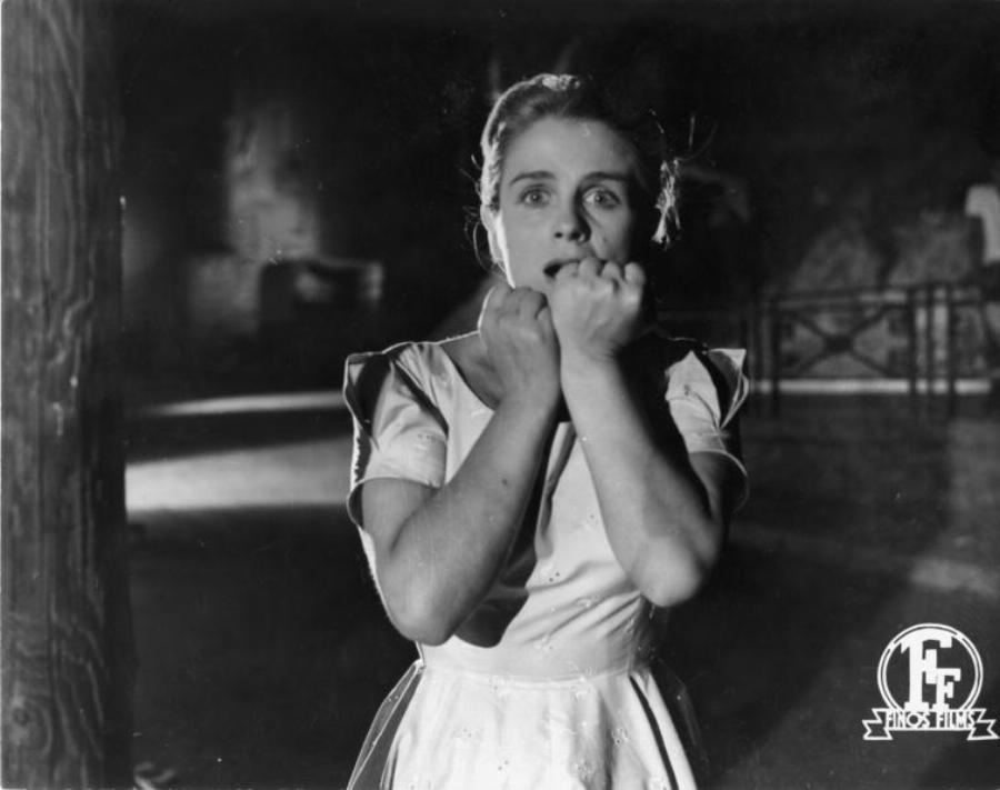 Αντιγόνη Βαλάκου: H εξομολόγηση για τα θλιβερά παιδικά της χρόνια, η αποβολή που της στοίχισε και το τραγικό τέλος σε νοσοκομείο