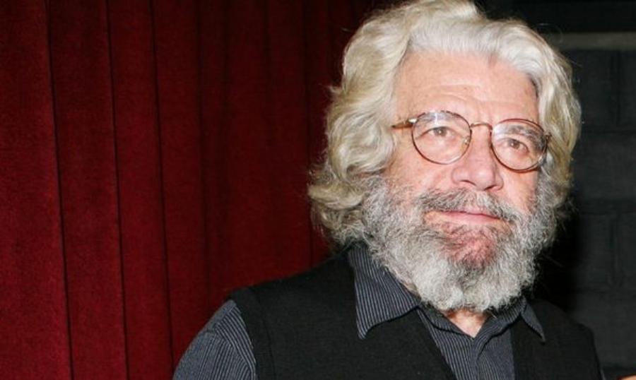 Άγγελος Αντωνόπουλος: Ο ακαταμάχητος ζεν πρεμιέ, η διαχρονική γοητεία, η διεθνής αναγνώριση και το μεγάλο παράπονό του