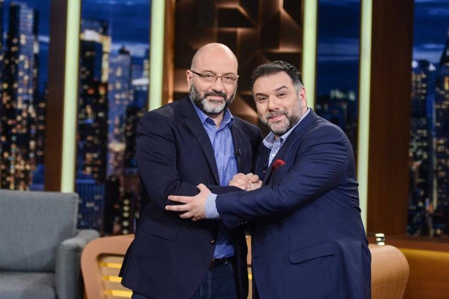 Σάκης Αρναούτογλου: Συγκλονίζει σε συνέντευξή του – Αυτός είναι ο λόγος που δεν έκανε παιδιά με την γυναίκα του