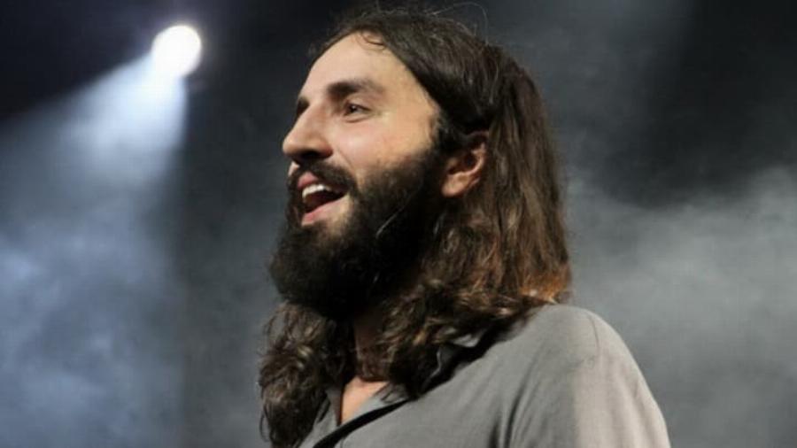 Λεωνίδας Μπαλάφας: Η συμμετοχή στο Fame Story 4, η νίκη, η τρομερή αλλαγή στην εμφάνιση, ο γάμος και τα δύο παιδιά