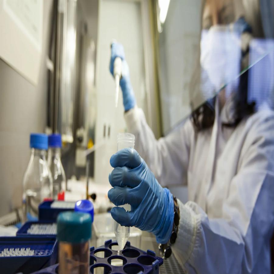 Νέα θεραπεία για τον καρκίνο: Ενθαρρυντικά αποτελέσματα φαρμάκου που τον «εξαφάνισε» από ασθενείς που συμμετείχαν σε κλινικές δοκιμές