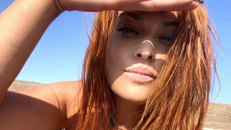 Χωρίς φίλτρα και ρετούς: Η Σίσσυ Χρηστίδου με μαγιό είναι ότι ομορφότερο θα δεις το φετινό καλοκαίρι