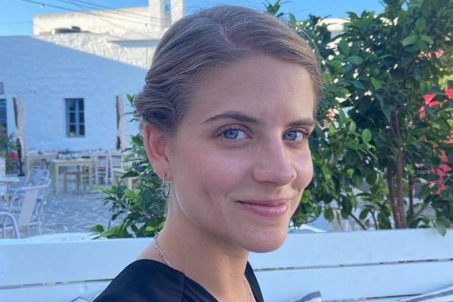 Δανάη Μιχαλάκη: «Έχω μία σχέση λατρείας με τον μπαμπά μου, ήμουν από κοριτσάκι ερωτευμένη μαζί του»