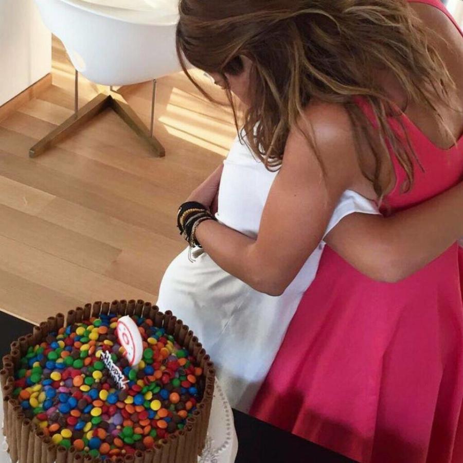 Δέσποινα Βανδή: Το παραμυθένιο σπίτι στη Βούλα, η αξιοζήλευτη κουζίνα και ο παραμυθένιος κήπος με την πισίνα