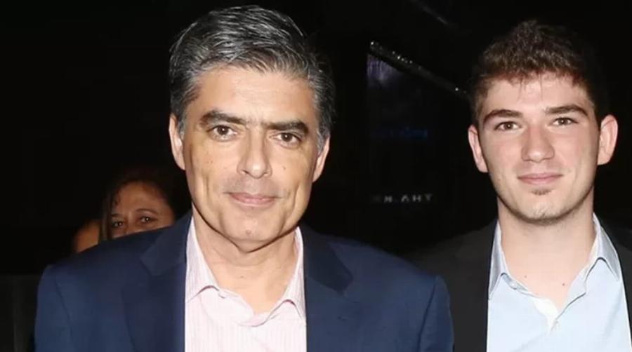 Λάμπης Ευαγγελάτος: Μεγαλώνει και είναι ένας κούκλος – Μοιάζει απίστευτα στη μητέρα του