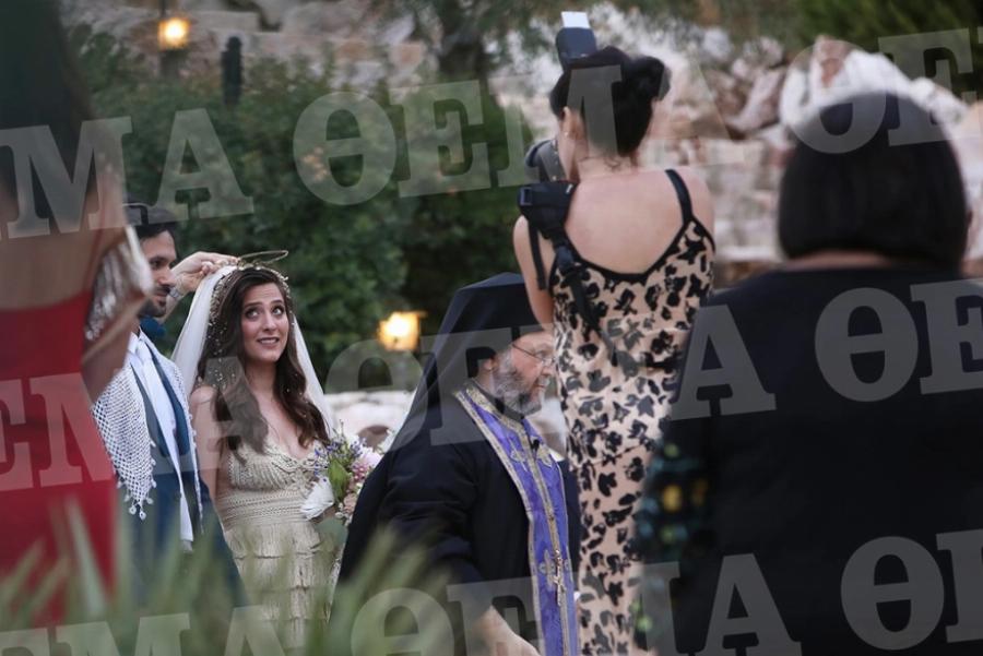 Ορφέας Αυγουστίδης: Ο «Αστέρης» του Σασμού ντύθηκε γαμπρός με σαρίκι – Υπέροχες φωτογραφίες