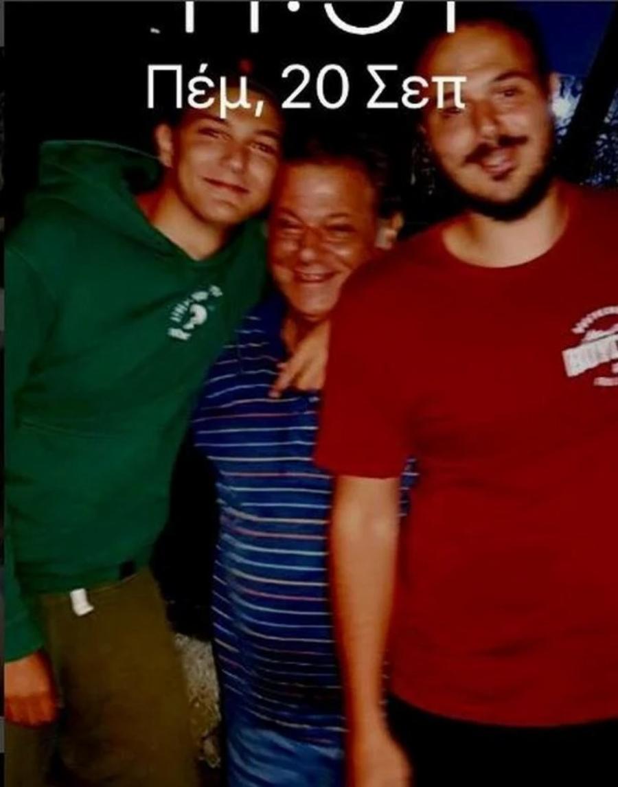 Γιώργος Παρτσαλάκης: Οι σπάνιες εικόνες με τους 2 γιους του – Έχουν γίνει γοητευτικοί νεαροί και του μοιάζουν πολύ