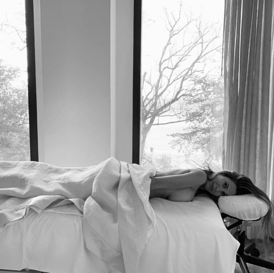 Αθηνά Ωνάση: Η άγνωστη καλλονή αδερφή της, ο Ελβετός επιχειρηματίας και οι απίθανες φωτογραφίες