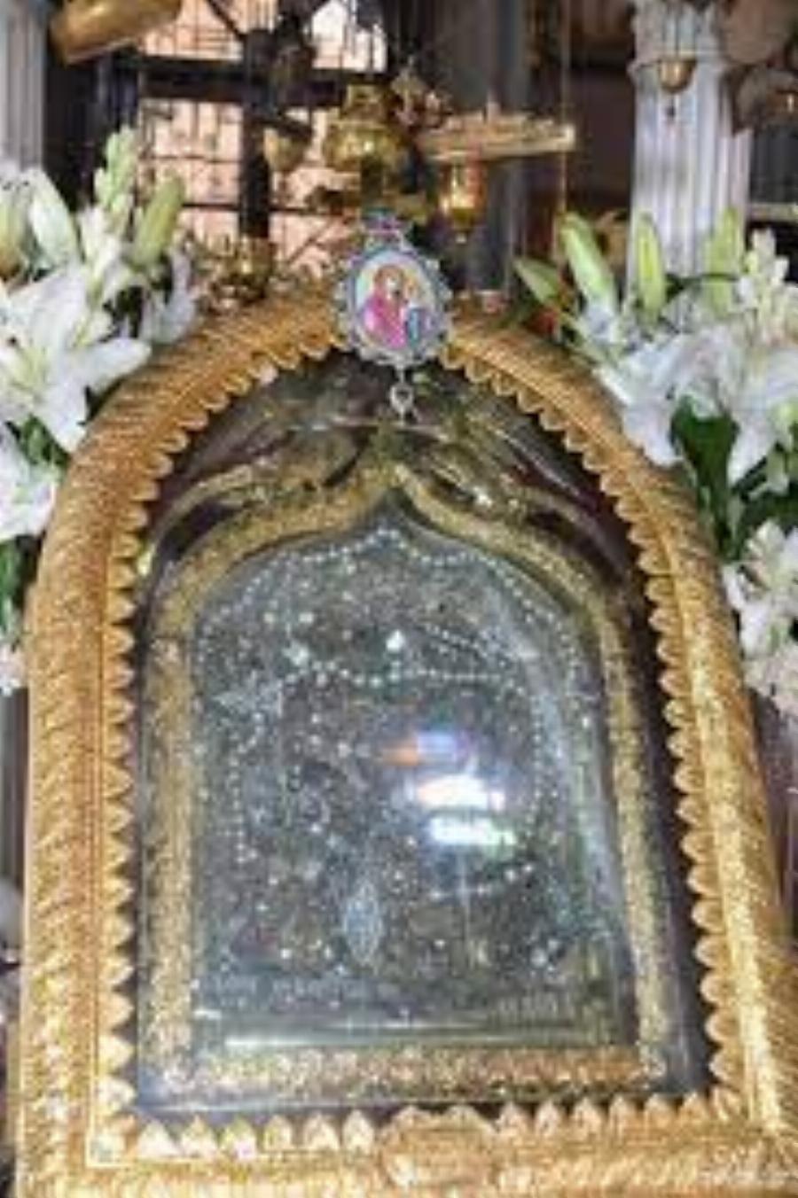 Τα θαύματα της Μεγαλόχαρης στους πονεμένους – Παναγία της Τήνου