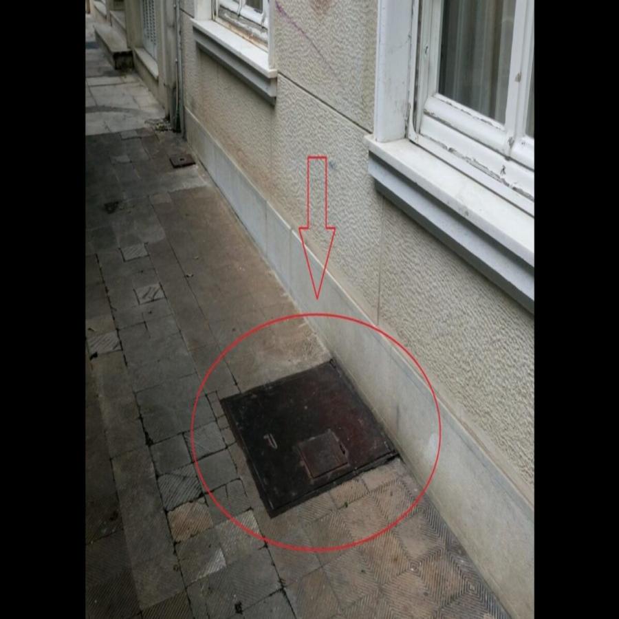 Πολεμικά καταφύγια στην Αττική: Μία υπόγεια πόλη, οι μυστηριώδεις στοές και τα μυστικά της κρυφής Αθήνας