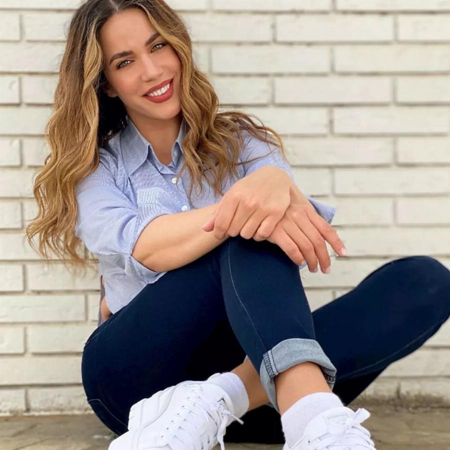 «Απ’ την πολλή δουλειά, έφτασα να κοιμάμαι στη λιμουζίνα του πεθερού μου» δήλωσε η Κατερίνα Στικούδη