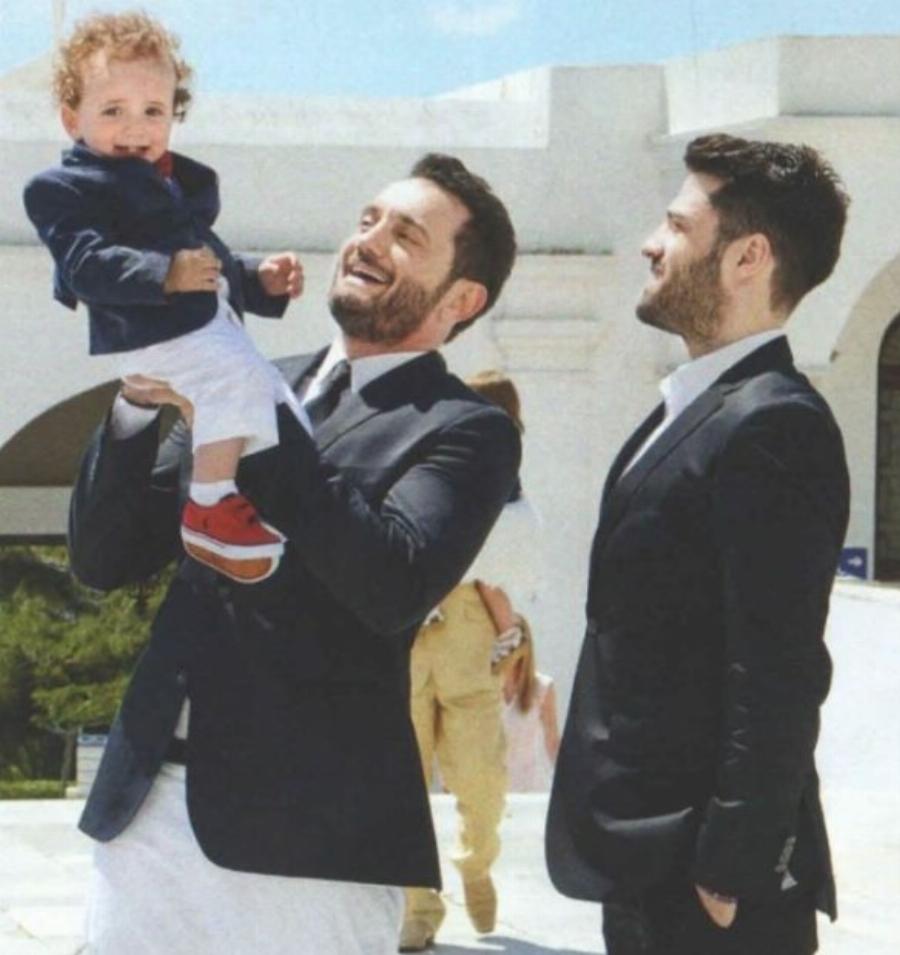 Κωνσταντίνος Αργυρός: Το ξεκίνημα στο FameStory, η προσωπική ζωή, η απώλεια που τον έστρεψε στο Θεό και το βαφτιστήρι του