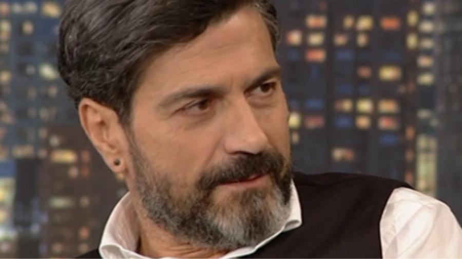 «Δηλώνω άθεος»: Οι 10 διάσημοι Έλληνες που δήλωσαν δημόσια ότι δεν πιστεύουν στον Θεό