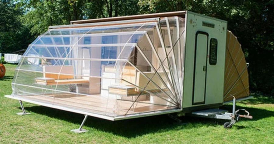 Είναι μόλις 30τμ, το μεταφέρεις όπου θες, κοιμίζει 4 άτομα και μεταμορφώνεται ανάλογα με τις ανάγκες σου