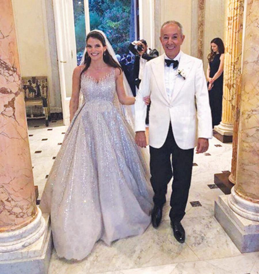 Γιάννης Κούστας – Δήμητρα Μέρμηγκα: Το love story του 64χρονου εφοπλιστή με την 27χρονη, ο γάμος και η βάφτιση της κόρης τους