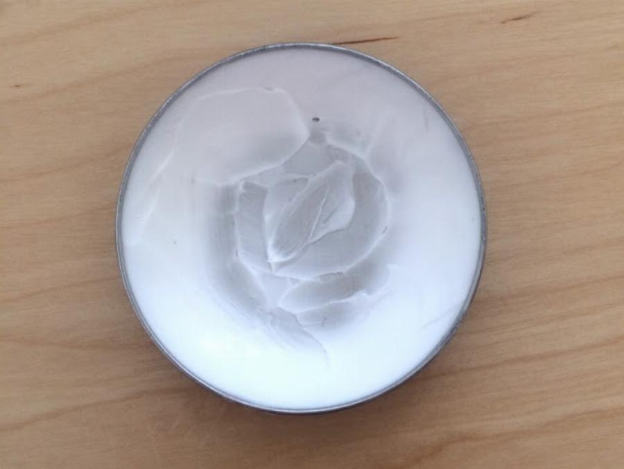 10 άγνωστες χρήσεις της κρέμας Nivea, που θα κάνουν τη ζωή σας πιο εύκολη