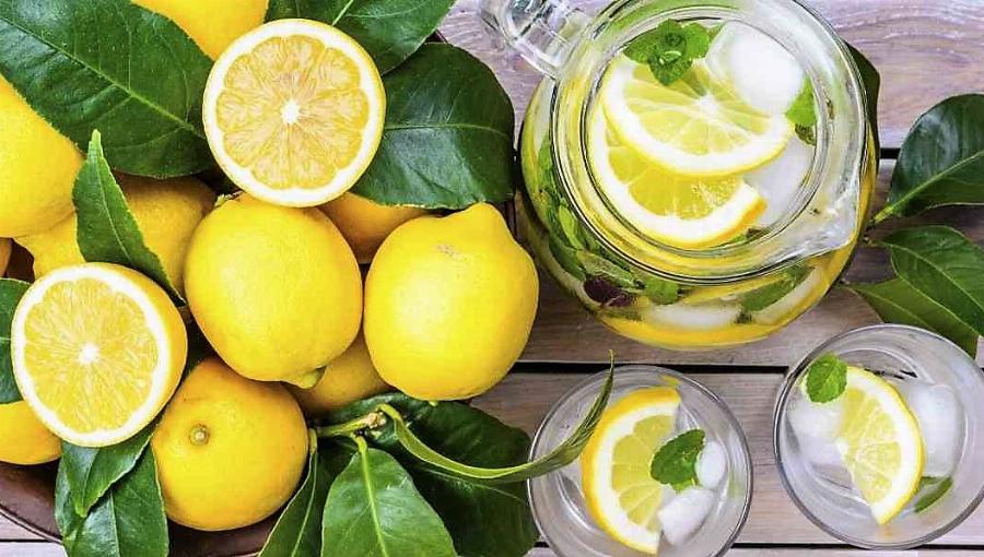 Ποιες ασθένειες καταπολεμά το λεμόνι; Οι «μαγικές» ιδιότητές του για τον οργανισμό μας