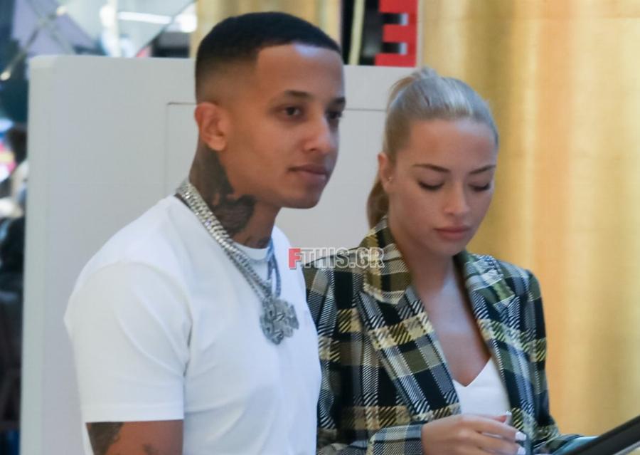 Τραπερ Light: Όσα δεν γνωριζες για τον 27χρονο ελληνοαφρικανό Χρήστος Ιωαννίδης – Η καριερα στην τραπ μουσικη και η προσωπικη ζωη