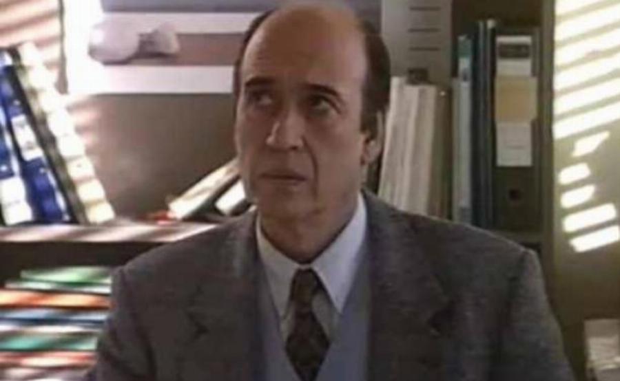 Μάκης Ρευματάς: Οι σειρές που άφησαν εποχή, η ξεχωριστή φωνή, η μάχη με την λευχαιμία και το τέλος στα 77