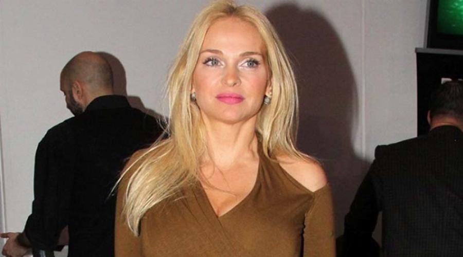 Μαρί Κωνσταντάτου: Το διαζύγιο με τον Μίνωα Κυριακού, ο νέος έρωτας με επιχειρηματία, η εξομολόγηση για τη μητρότητα και οι φήμες γάμου