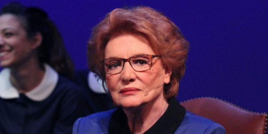 Μάρω Κοντού: Ο “Ντιντής” και η απιστία με την Αλίκη Βουγιουκλάκη και η εμφάνιση με το Dior Νυφικό