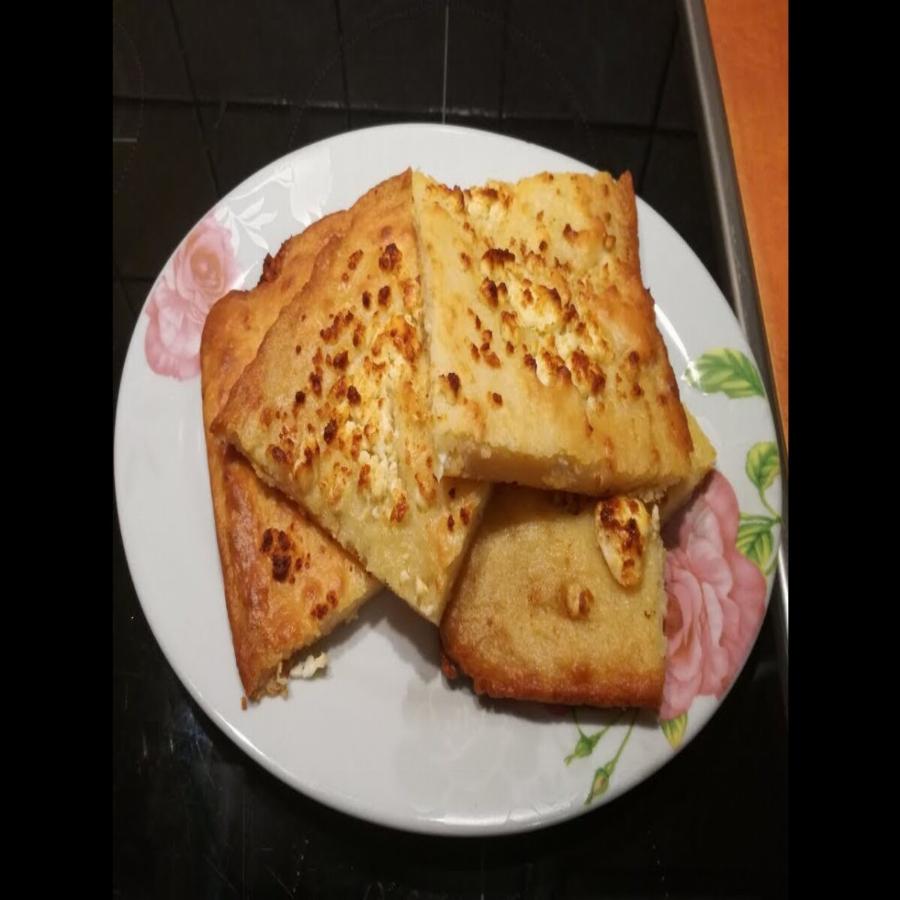 Απευθείας από το χωριό: Γιαγιαδίστικη τυρόπιτα με κεφίρ – Η “βλάχικη” συνταγή που θα σας ξετρελάνει