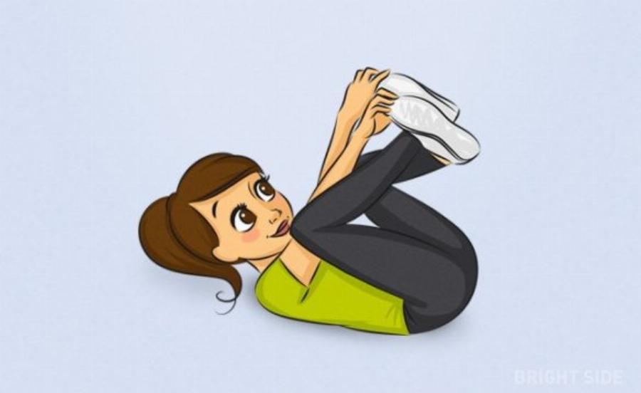 Έντεκα “μαγικές” ασκήσεις που «ξυπνούν» τον μεταβολισμό, τις κάνετε στο σπίτι και χάνετε 3 κιλά ανά εβδομάδα