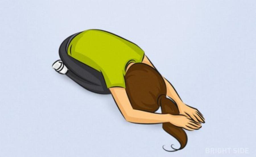 Έντεκα “μαγικές” ασκήσεις που «ξυπνούν» τον μεταβολισμό, τις κάνετε στο σπίτι και χάνετε 3 κιλά ανά εβδομάδα