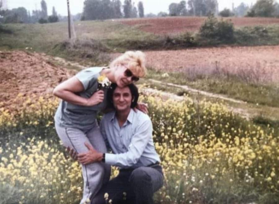 Μαρία Μπονέλου: Η γοητευτική ηθοποιός, ο έρωτας στη ζωή της, τα 40 χρόνια σχέσης με τον Σωτήρη Μουστάκα και το τέλος λίγο μετά τον θάνατό του