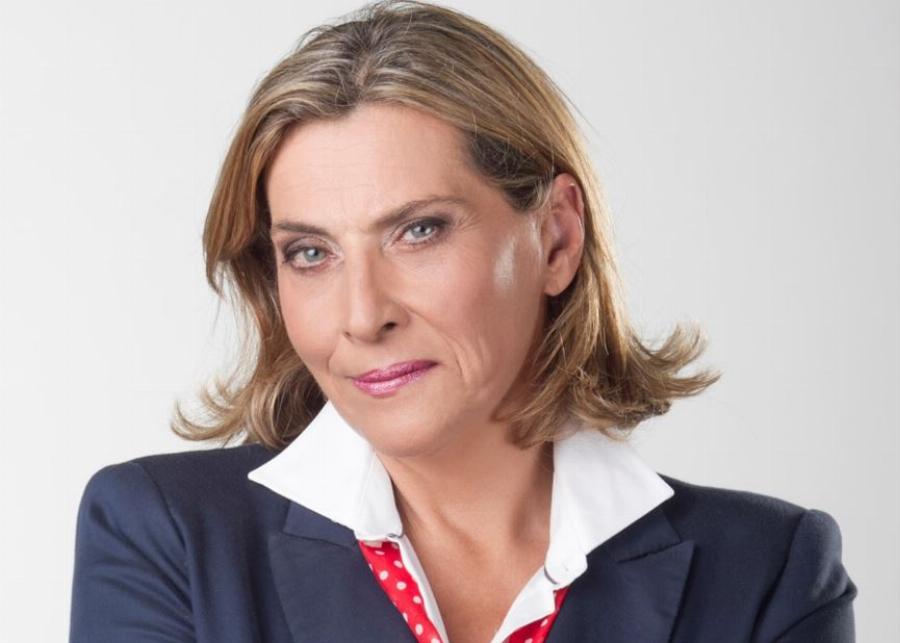 «Χήρεψα νέα, μπορούσα να ξαναφτιάξω τη ζωή μου αλλά προτίμησα να είμαι μαμά και μπαμπάς για τα παιδιά μου»