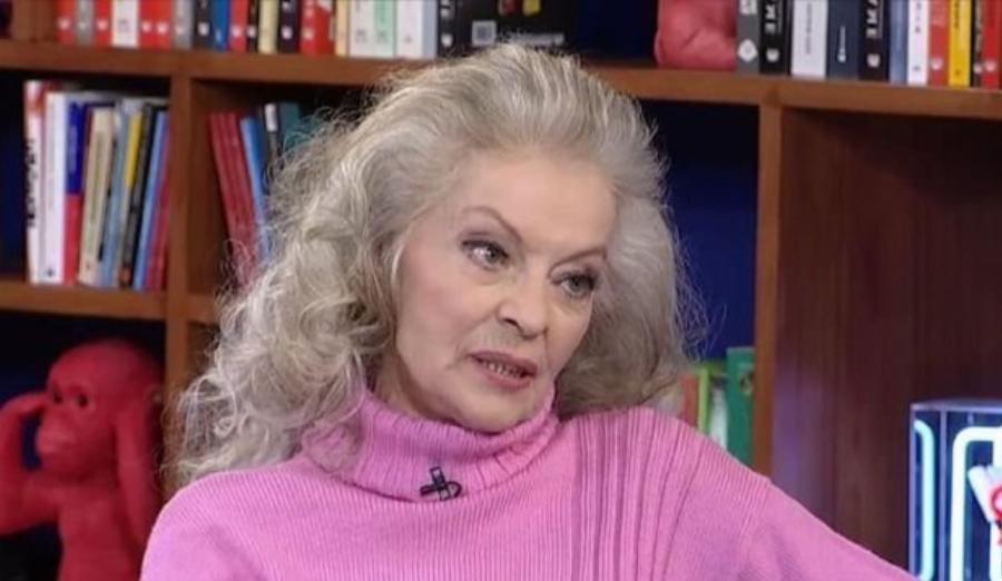 Μαρία Αλιφέρη: Οι σπουδές στη Νομική, η καριέρα στην υποκριτική, η εξαφάνιση από την τηλεόραση, το σοβαρό τροχαίο και οι πέντε μέρες στην εντατική