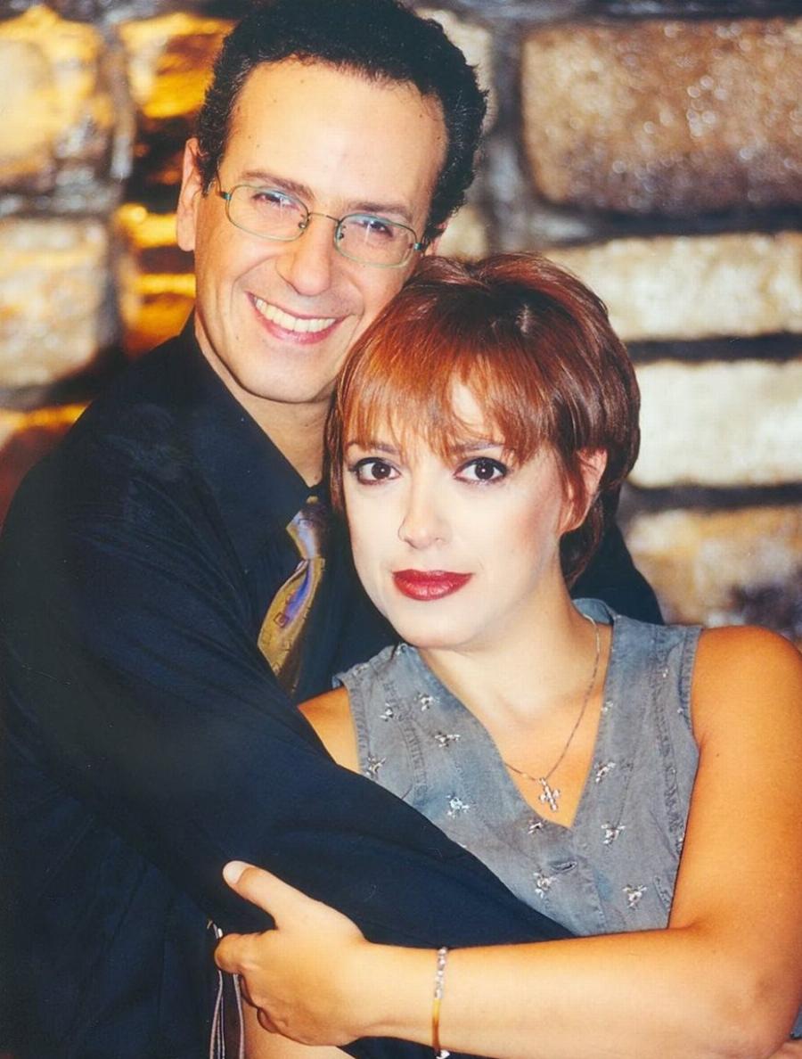 Χάρης Ρώμας και Ελένη Ράντου ποζάρουν ξανά μαζί 22 χρόνια μετά το τέλος του Κωνσταντίνου και Ελένης