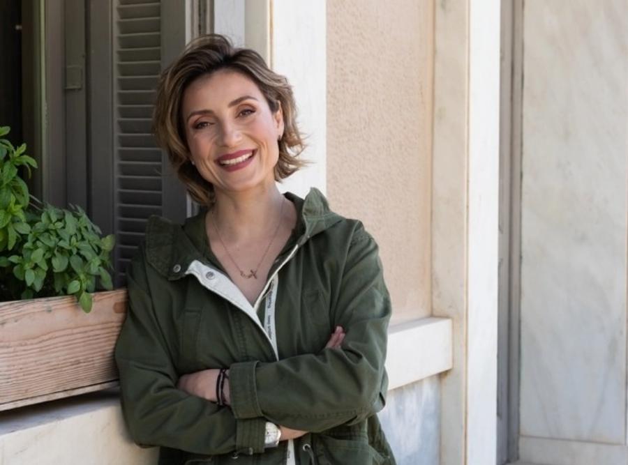 Ευδοκία Ρουμελιώτη: Η δύσκολη εγκυμοσύνη, η υιοθεσία, το παιδί που της πήραν, ο θάνατος της μαμάς της, το πένθος και η μεγάλη επιθυμία της