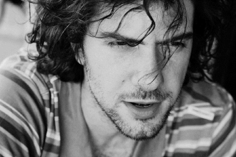 Κωνσταντίνος Πλεμμένος: Η «Μουρμούρα», που τον έκανε ευρέως γνωστό, το δύσκολο ξεκίνημα στο θέατρο και οι αντιρρήσεις του πατέρα του