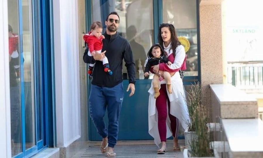 Σάκης Τανιμανίδης: «Δυστυχώς οι κόρες μου μου μοιάζουν, αν έπρεπε να μοιάσουν κάπου ας έμοιαζαν στη Χριστίνα»