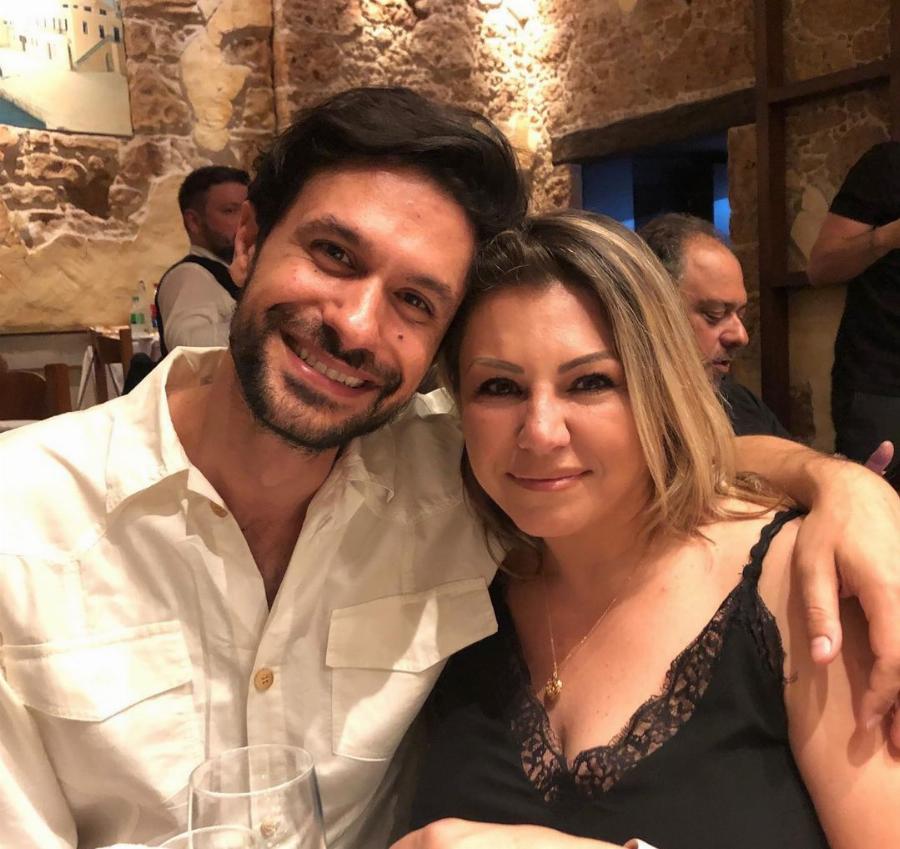 To μεγάλο κρητικό γλέντι του Σασμού λίγο πριν ντυθεί γαμπρός ο ηθοποιός Ορφέας Αυγουστίδης