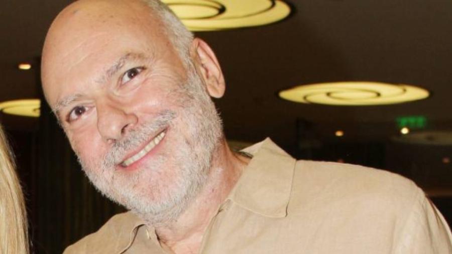 «Δηλώνω άθεος»: Οι 10 διάσημοι Έλληνες που δήλωσαν δημόσια ότι δεν πιστεύουν στον Θεό