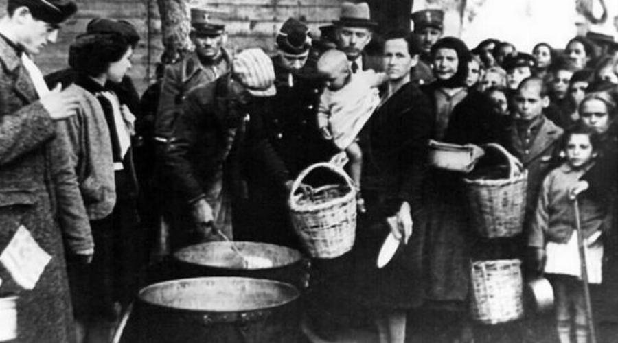 Τα φαγητά «της πείνας»: Οι συνταγές επιβίωσης στην κατοχή, τις έφτιαχναν οι γιαγιάδες και οι παππούδες μας και έδιναν την ψευδαίσθηση του κρέατος