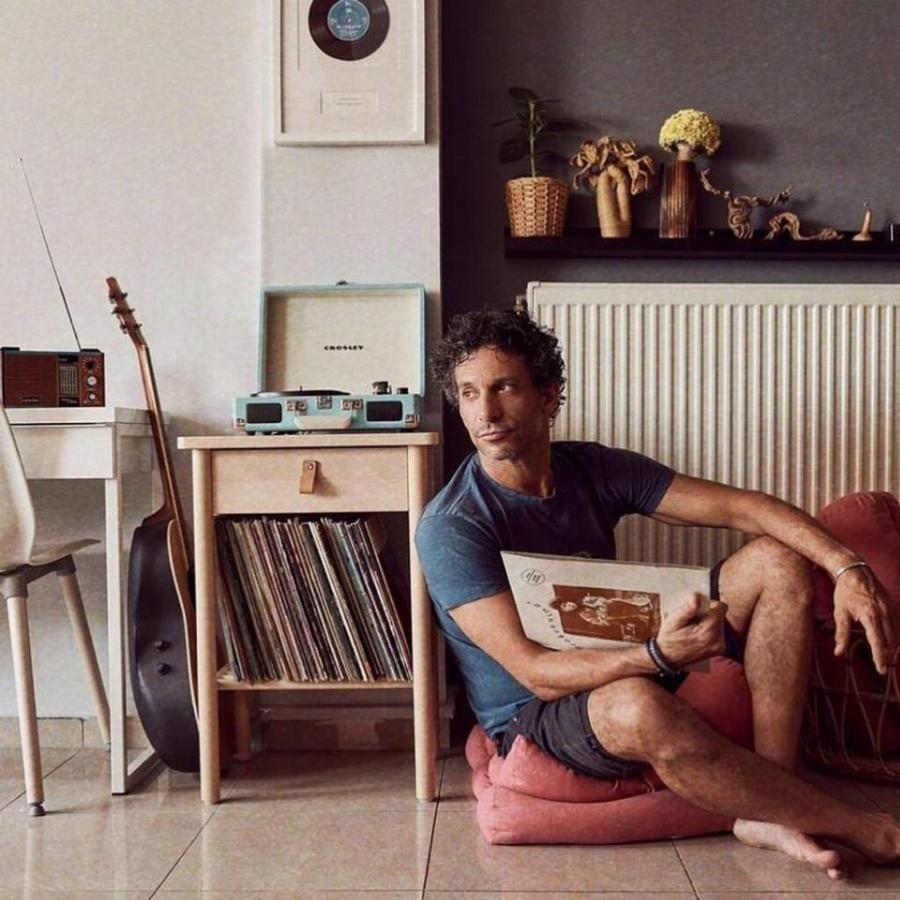 Γιώργος Χρανιώτης: Το απίθανο σπίτι, η όμορφη οικογένεια, η ξεχωριστή διακόσμηση και το μοναδικό του γούστο