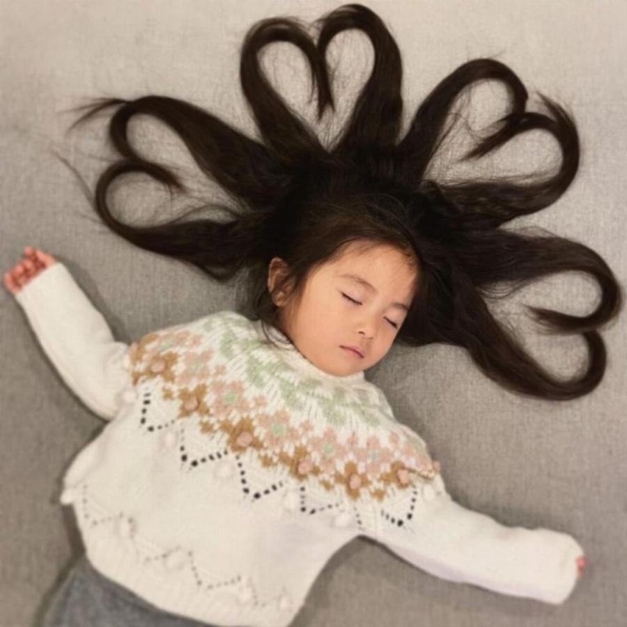 Το viral μωρό με τα πιο όμορφα και πλούσια μαλλιά στον κόσμο – Έγινε 7 ετών και μοιάζει σαν άγγελος