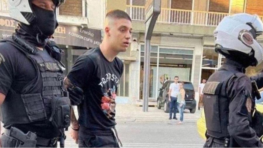 Trannos: «Ήταν τρομαγμένος, καμία σχέση με τα βίντεο κλιπ του», λέει αστυνομικός που τον συνέλαβε