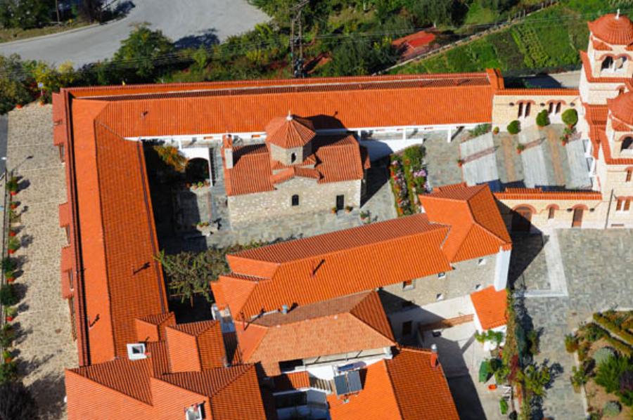 Το θαυματουργό Άγιο Μύρο στο ιστορικό μοναστήρι της Παναγίας Μαλεβής